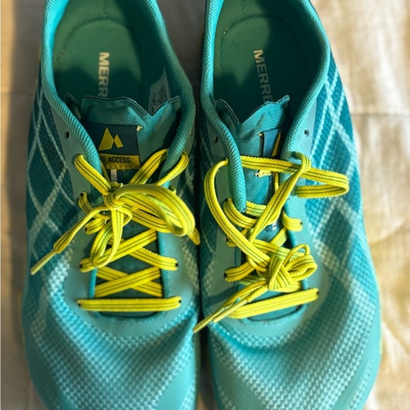 Merrell Bare Access Tennis Shoes. Size 8 Teal/Yellow. - Picture 2 of 11